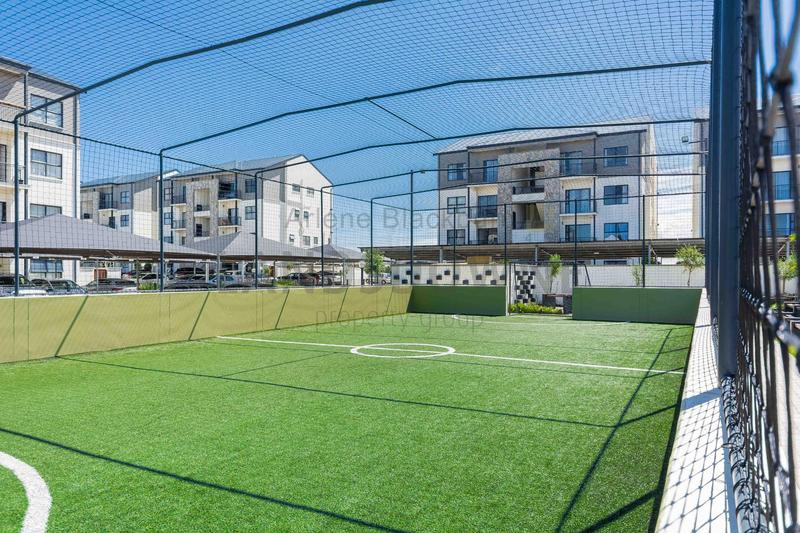 To Let 1 Bedroom Property for Rent in Sandown Western Cape